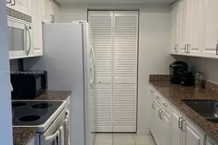 90 Alton Rd, Miami Beach, FL 33139 - Photo 29