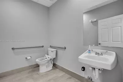 8882 Royal Palm Blvd #201, Coral Springs, FL 33065 - Photo 15