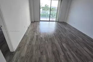 13499 Biscayne Blvd, North Miami, FL 33181 - Photo 1