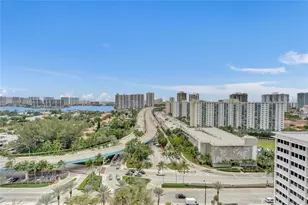 19111 Collins Ave, Sunny Isles Beach, FL 33160 - Photo 29