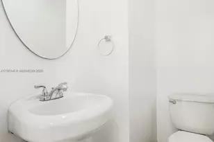 5629 SW 7th St, Miami, FL 33134 - Photo 11