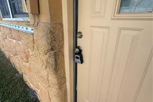 733 NW 4th St, Hallandale Beach, FL 33009 - Photo 3