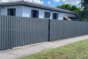 189 Glendale Dr, Miami Springs, FL 33166 - Photo 21