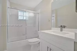 955 Savannah Falls Dr, Weston, FL 33327 - Photo 41