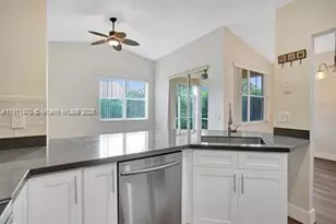 955 Savannah Falls Dr, Weston, FL 33327 - Photo 55