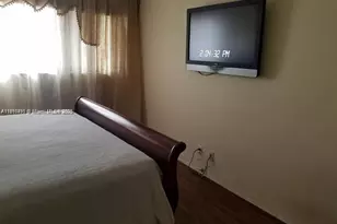 1430 NE 170th St, North Miami Beach, FL 33162 - Photo 13