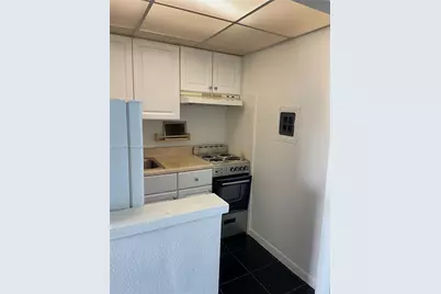 7904 West Dr #204, North Bay Village, FL 33141 - Photo 7