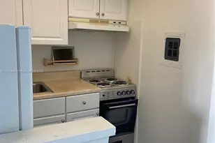 7904 West Dr, North Bay Village, FL 33141 - Photo 7