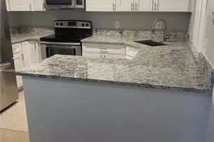 4513 Treehouse Ln, Tamarac, FL 33319 - Photo 3