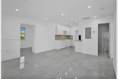 17961 NW 2nd Pl, Miami Gardens, FL 33169 - Photo 13