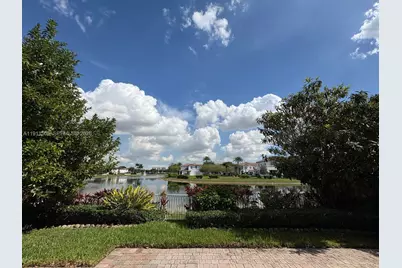 7943 NW 111th Ct, Doral, FL 33178 - Photo 39