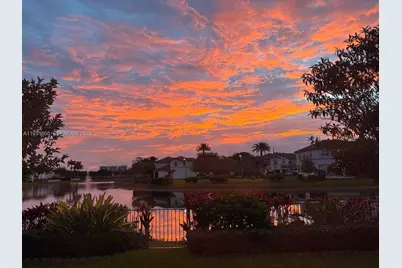 7943 NW 111th Ct, Doral, FL 33178 - Photo 1