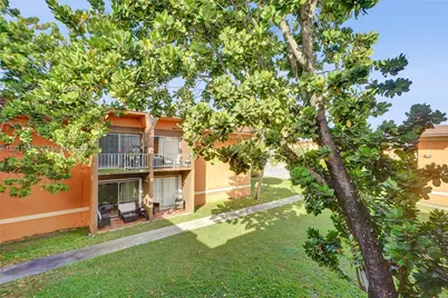 9459 SW 76th St #R7, Miami, FL 33173 - Photo 11