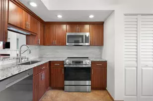 7640 NW 18th St, Margate, FL 33063 - Photo 5