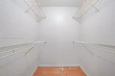 2871 N Oakland Forest Dr #210, Oakland Park, FL 33309 - Photo 13