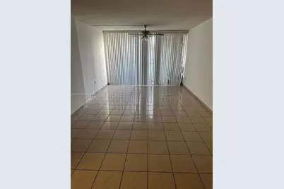 210 Fontainebleau Blvd #413, Miami, FL 33172 - Photo 11