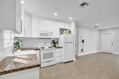 3033 NE 20th Ter #2, Fort Lauderdale, FL 33306 - Photo 11
