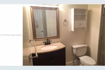 415 Lakeview Dr #104, Weston, FL 33326 - Photo 17