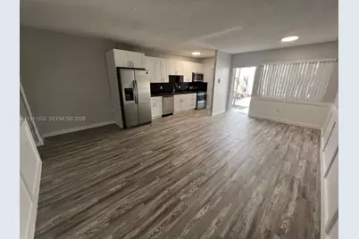 2430 NE 135th St #105, North Miami, FL 33181 - Photo 5