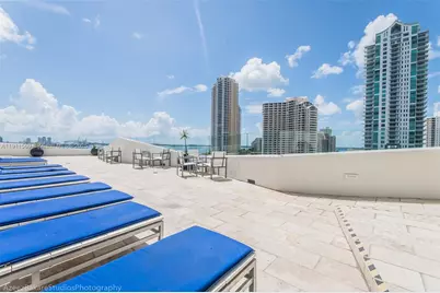325 S Biscayne Blvd #1422, Miami, FL 33131 - Photo 35