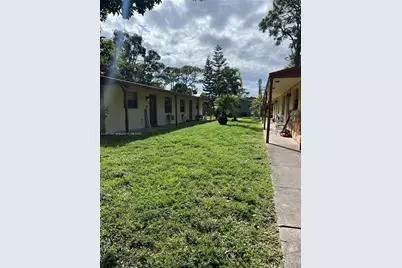 4764 Cole St, Haverhill, FL 33417 - Photo 5