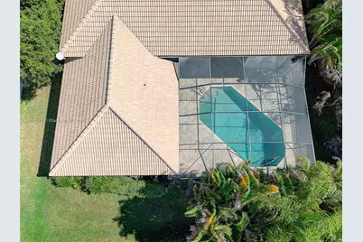 2611 Oakbrook Ln, Weston, FL 33332 - Photo 25