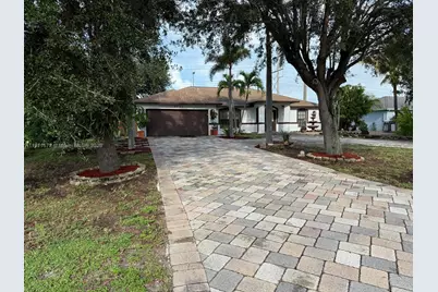 27120 Pinecrest Ln, Bonita Springs, FL 34135 - Photo 3