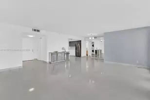 17720 N Bay Rd, Sunny Isles Beach, FL 33160 - Photo 9