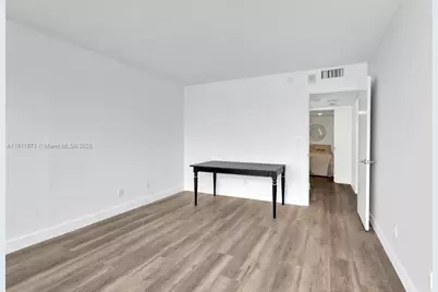 17720 N Bay Rd #803, Sunny Isles Beach, FL 33160 - Photo 21