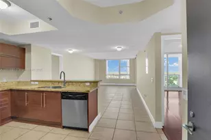 2681 N Flamingo Rd, Sunrise, FL 33323 - Photo 5