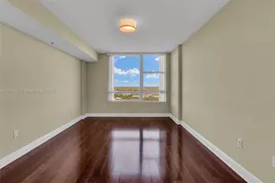 2681 N Flamingo Rd, Sunrise, FL 33323 - Photo 25