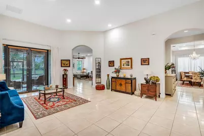 19528 SW 79th Pl, Cutler Bay, FL 33157 - Photo 7