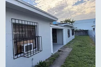 6920 NW 6th Ct, Miami, FL 33150 - Photo 3