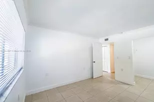 1201 Lake Victoria Dr, West Palm Beach, FL 33411 - Photo 19