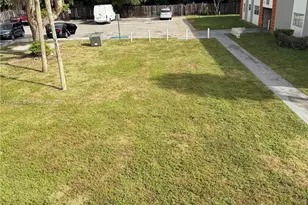 1200 SW 50th Ave, North Lauderdale, FL 33068 - Photo 25