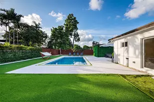 10658 NE 11th Ave, Miami Shores, FL 33138 - Photo 27