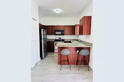 364 NE 25th Pl #201, Homestead, FL 33033 - Photo 1
