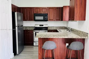 364 NE 25th Pl, Homestead, FL 33033 - Photo 1