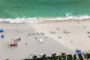 18555 Collins Ave, Sunny Isles Beach, FL 33160 - Photo 11