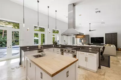 7370 Vistalmar St, Coral Gables, FL 33143 - Photo 23