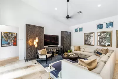 7370 Vistalmar St, Coral Gables, FL 33143 - Photo 9