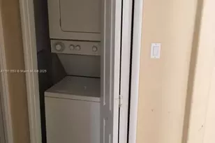 1536 SE 25th St, Homestead, FL 33035 - Photo 9