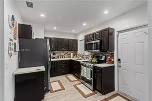 1700 NW 13th St, Fort Lauderdale, FL 33311 - Photo 11