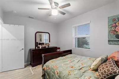 1700 NW 13th St, Fort Lauderdale, FL 33311 - Photo 7