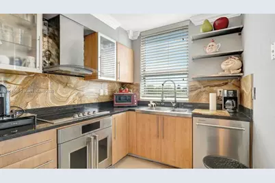 610 W Las Olas Blvd #313N, Fort Lauderdale, FL 33312 - Photo 11