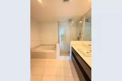 1100 S Miami Ave #2911, Miami, FL 33130 - Photo 15