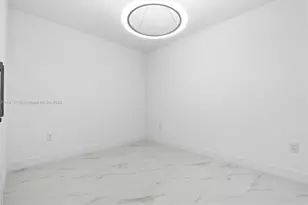 700 NE 24th St, Miami, FL 33137 - Photo 23