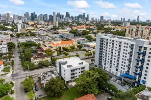 32 NW 14th Ave, Miami, FL 33125 - Photo 25