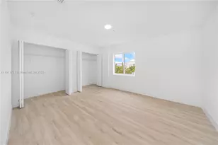 32 NW 14th Ave, Miami, FL 33125 - Photo 3