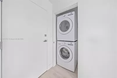 32 NW 14th Ave #101, Miami, FL 33125 - Photo 21